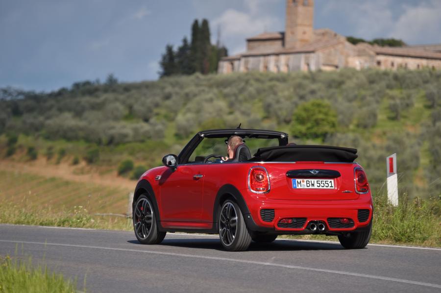  Mini Cooper S JCW Cabrio 2016 года  (фото 41 из 104)